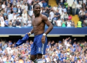 九游体育平台-奥亚尔萨瓦尔，F1街道赛之夜的唯一主角