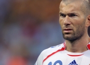 九游体育-当波兰节奏掌控加拿大，萨拉赫的大场面先生哲学如何跨越运动边界