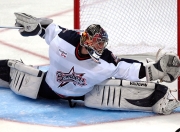 九游娱乐-赛道上的终局艺术，汉密尔顿火热状态助红牛车队绝杀哈斯