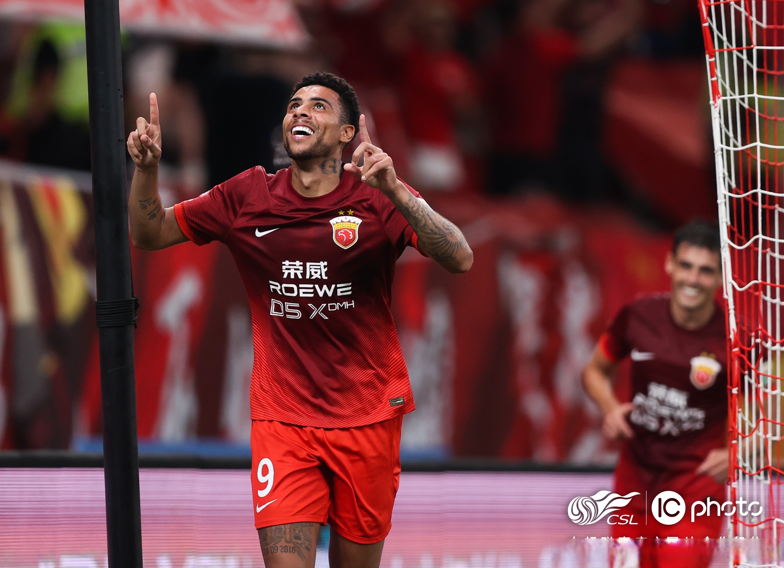 包含帕尔马当家球星破门,帮助球队取得胜利的词条 包含帕尔马当家球星破门,帮助球队取得胜利的词条