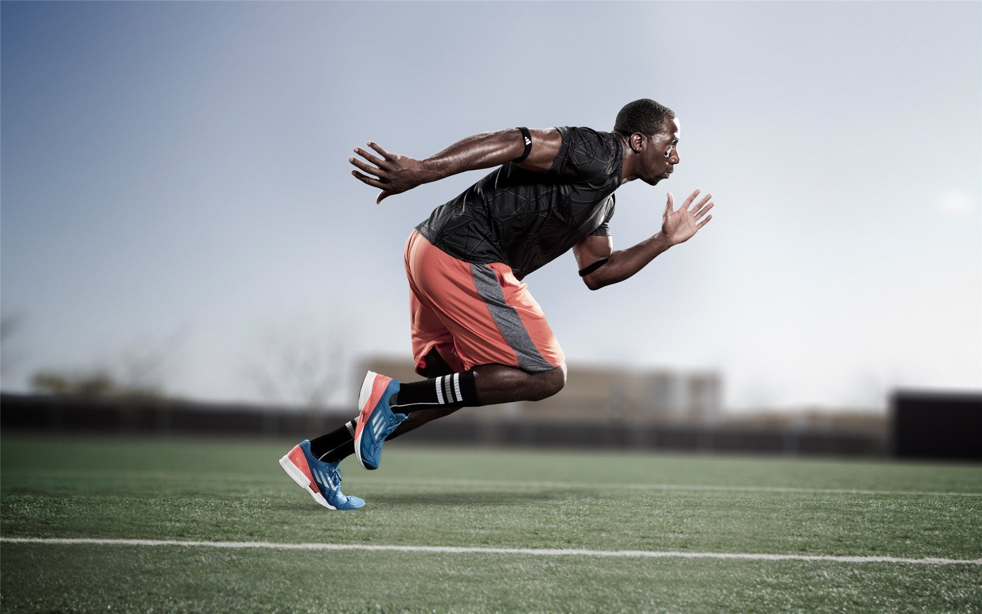 巴黎之巅的东方鏖战，许昕状态火热，中法对决背后的乒乓哲学